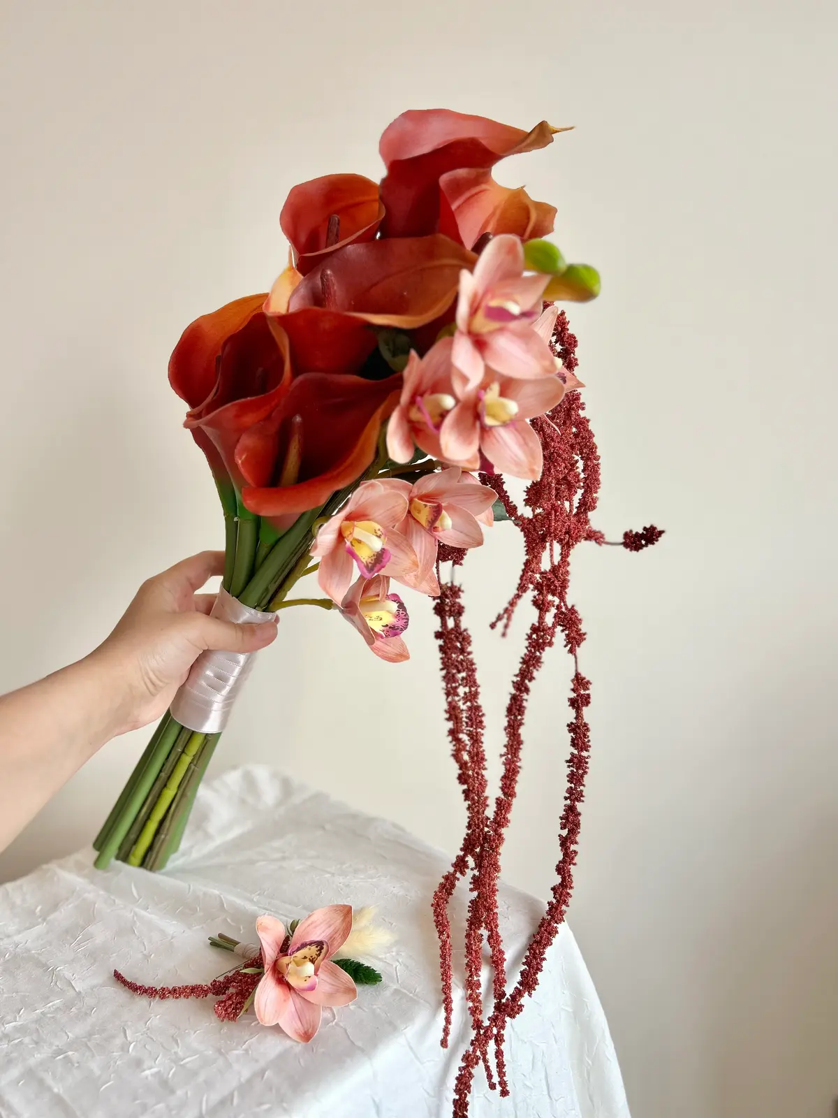 Bordo Gala-Orkide-Amaranthus Gelin Buketi