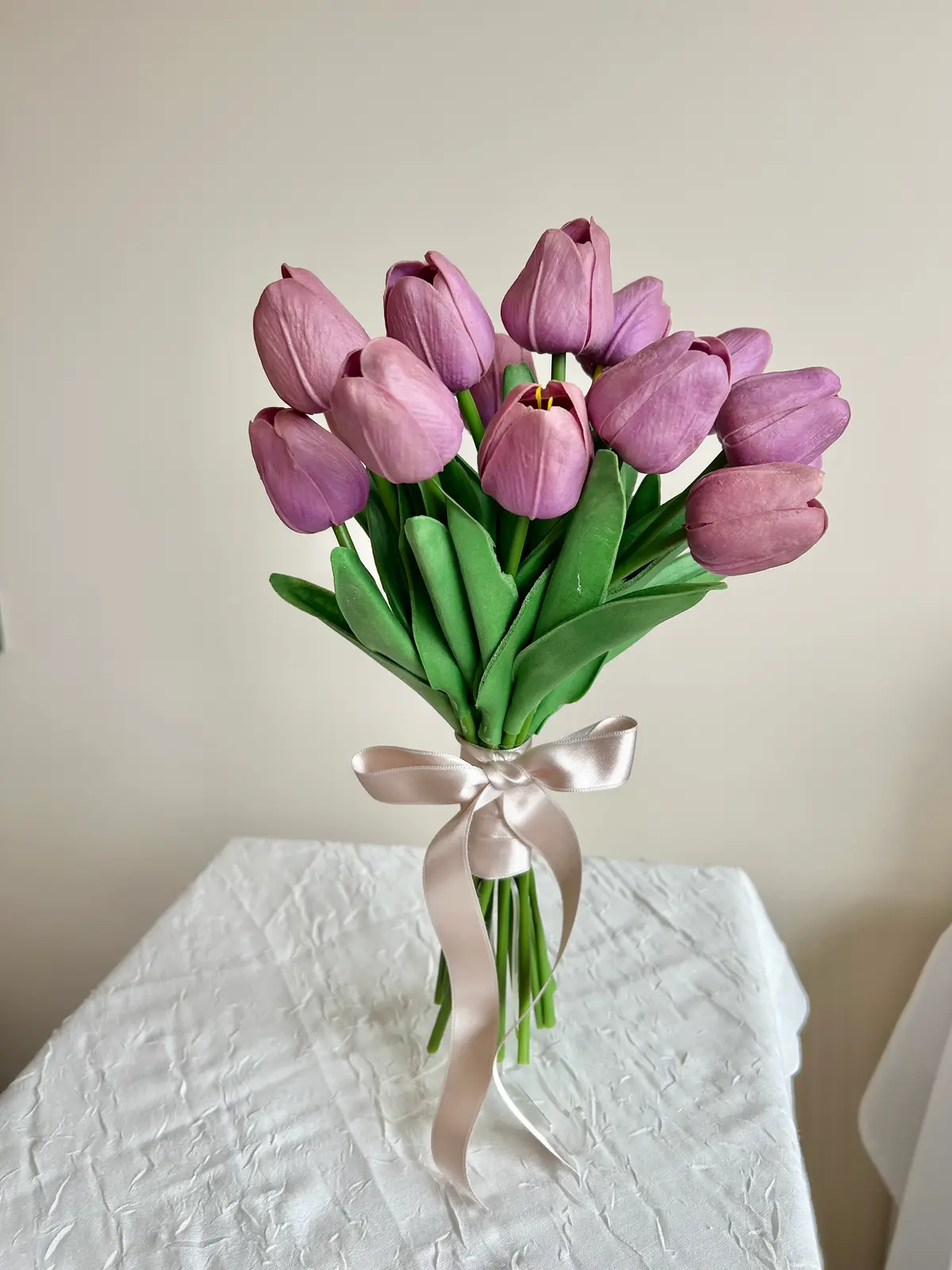 Pastel Mor Islak Lale Buketi