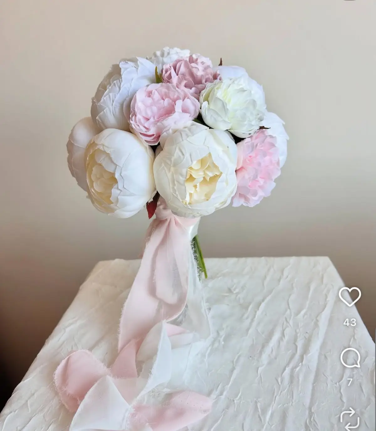 Soft Pembe Romantik Şakayık Gelin Buketi - Görsel 3